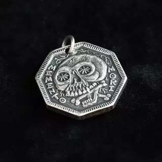 Memento Mori Necklace in Silver